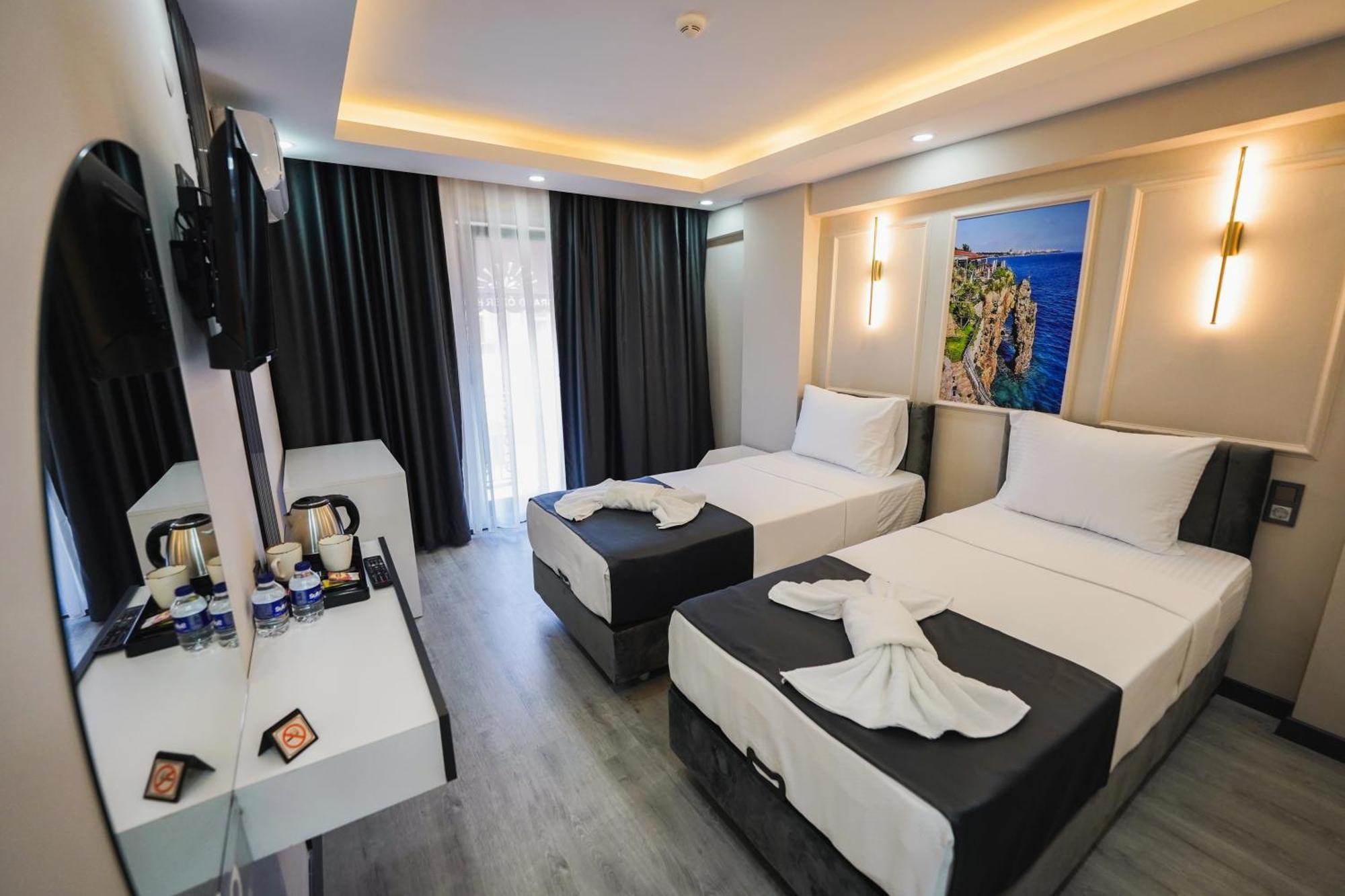 Grand Oezer Hotel Истанбул Екстериор снимка